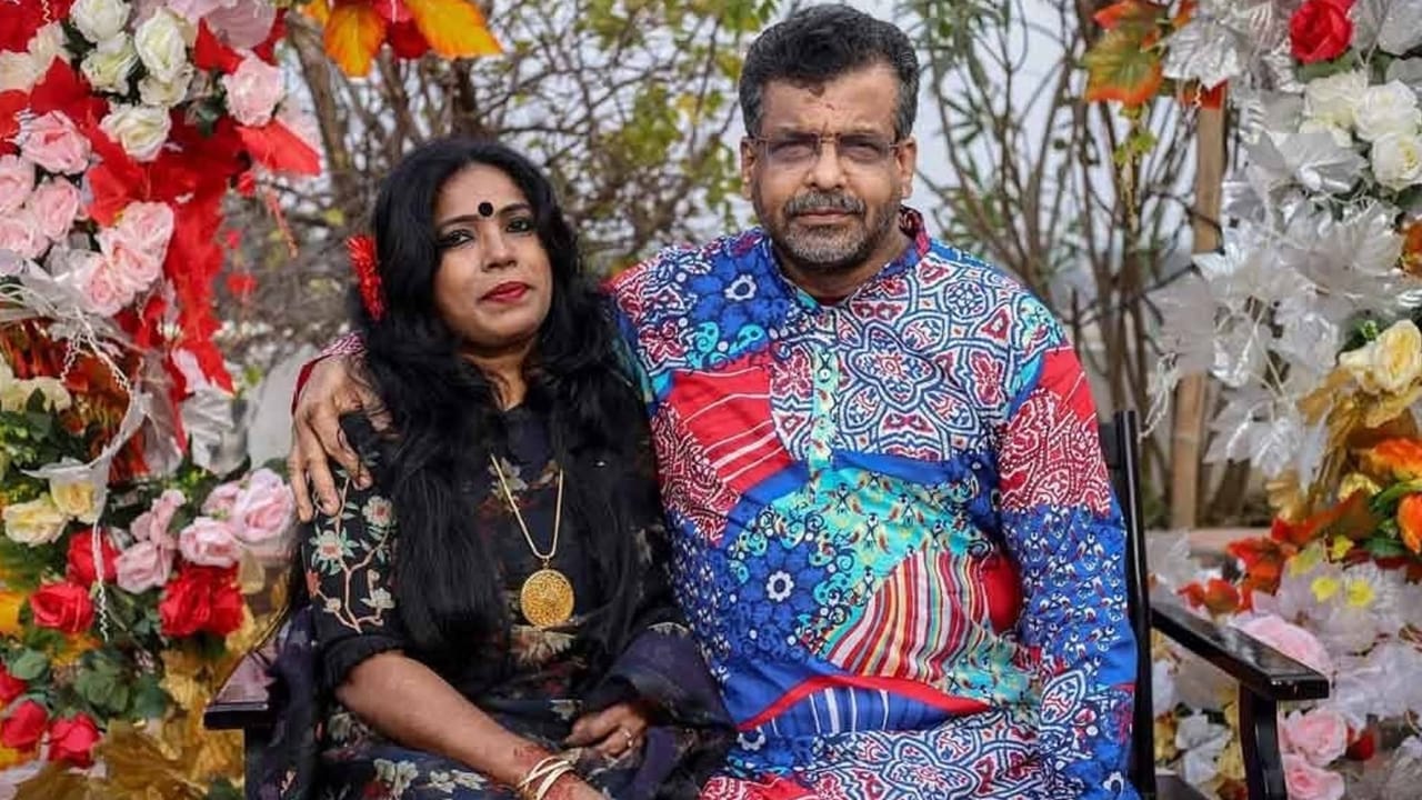 ঝিনাইদহ পৌরসভার সাবেক মেয়র মিন্টু ও তার স্ত্রীর বিরুদ্ধে দুদকের মামলা